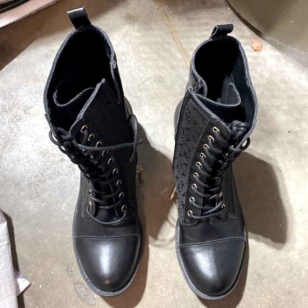 BeBe Sz 8.5 boots